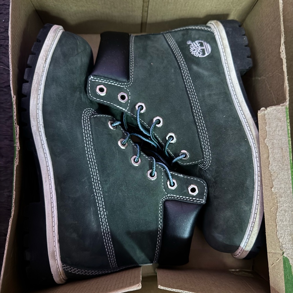 hunter/forest green timberland boots